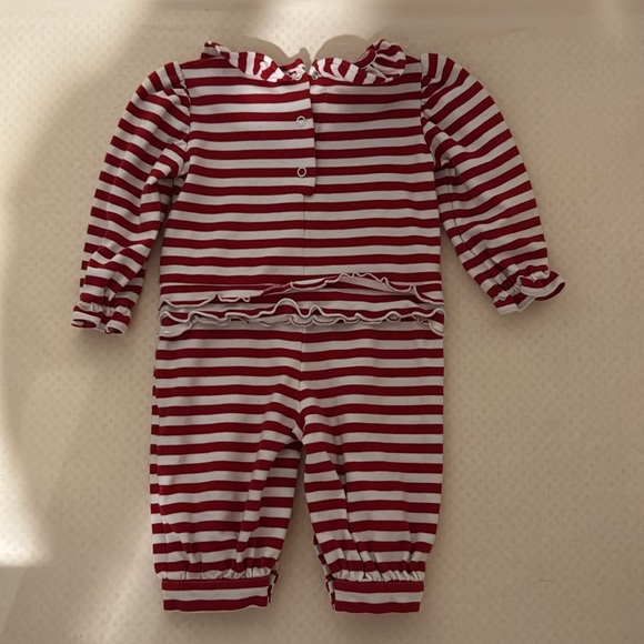 Outfit - Picture 2 of 2